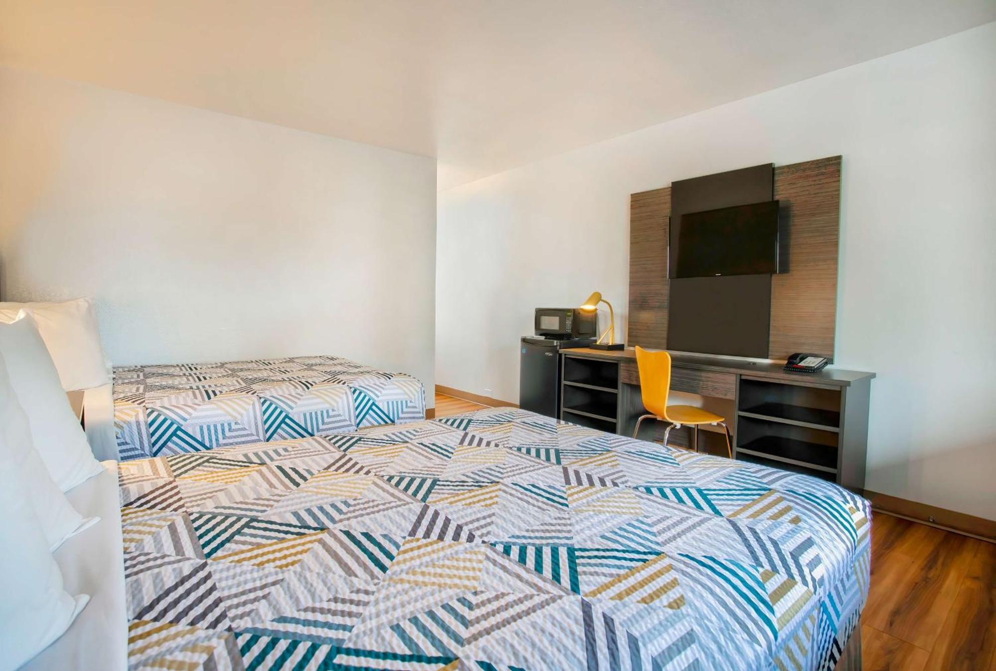 Motel 6-Salem, Or - Expo Center Bagian luar foto
